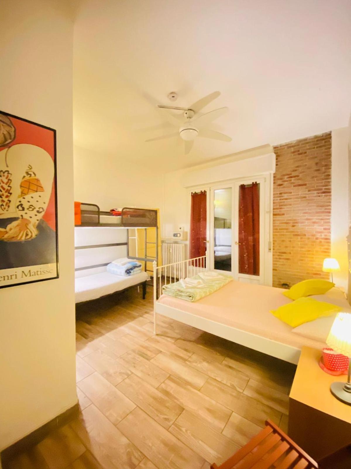 Europe Station Rooms Parma Eksteriør bilde
