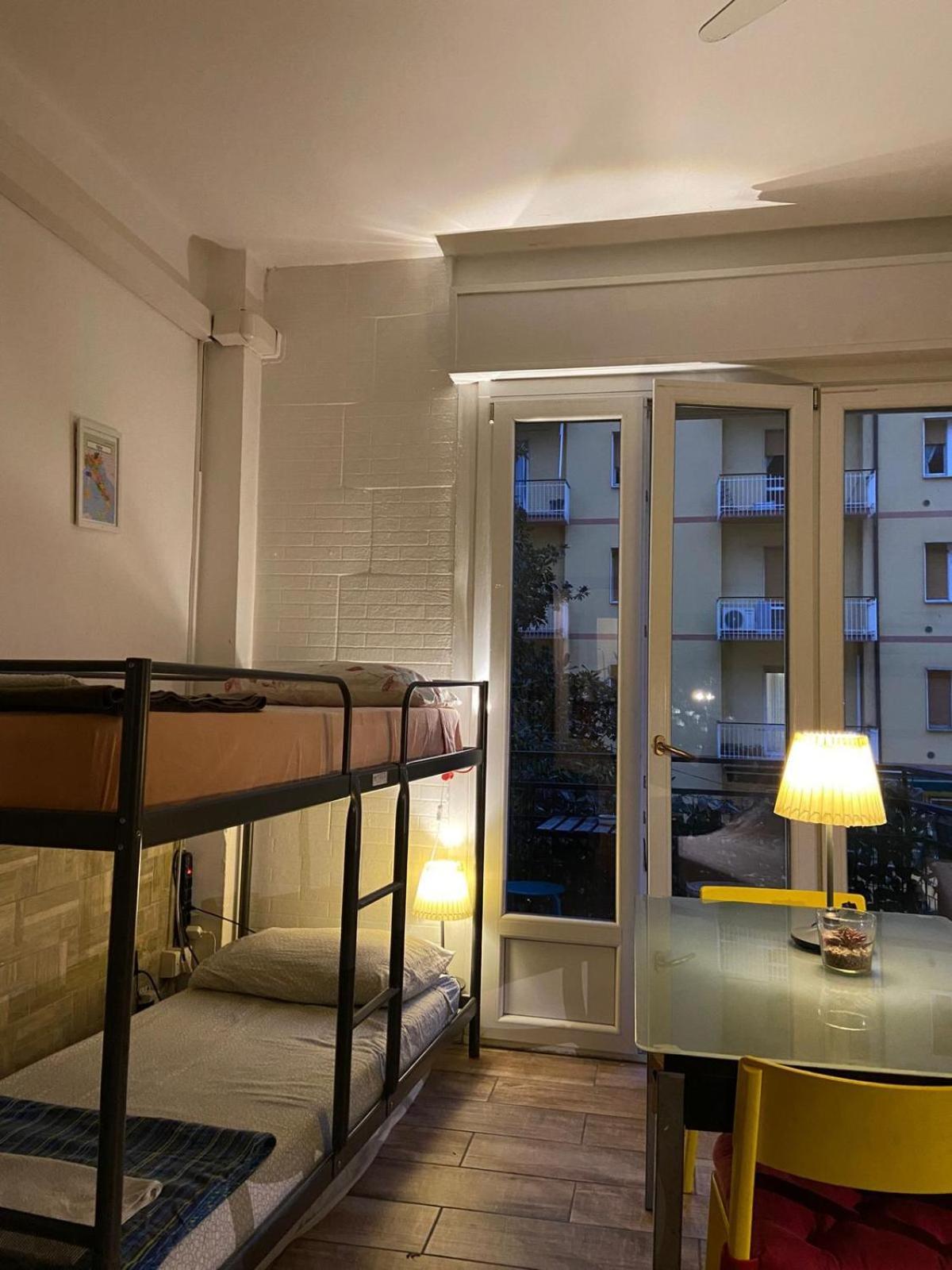 Europe Station Rooms Parma Eksteriør bilde